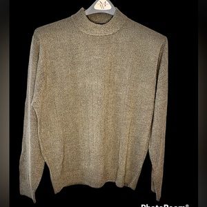 Gently used man sweater GREEN
